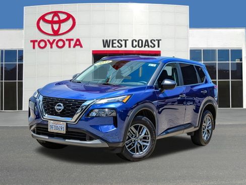 Used 2023 Nissan Rogue S FWD image 1