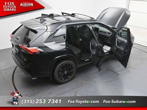 Used 2025 Toyota RAV4 SE w/ Convenience Package AWD/4WD image 38