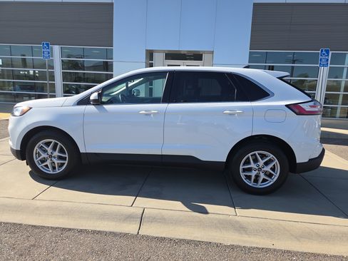 Used 2021 Ford Edge SEL AWD/4WD image 2