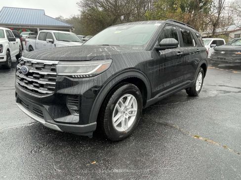 New 2026 Ford Explorer Active image 6