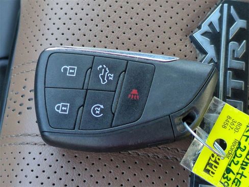 Certified 2024 Chevrolet Silverado 3500 High Country w/ High Country Premium Package image 35