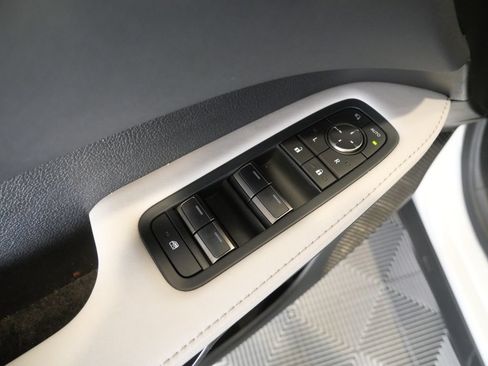 Certified 2024 Lexus RX 350 AWD image 17