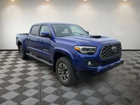 Used 2023 Toyota Tacoma TRD Sport w/ Advanced Technology Package AWD/4WD image 3