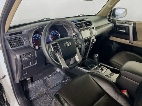 Used 2018 Toyota 4Runner SR5 RWD image 11