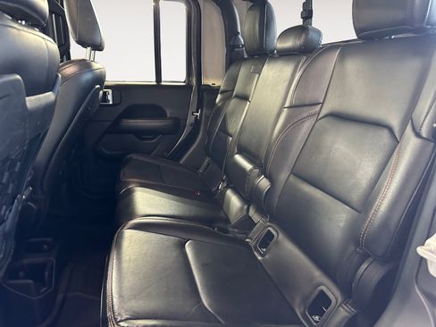 Used 2021 Jeep Gladiator Mojave AWD/4WD image 24