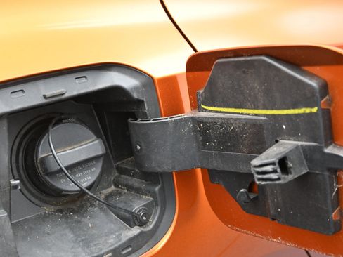 Used 2023 Nissan Sentra SR w/ SR Premium Package image 11