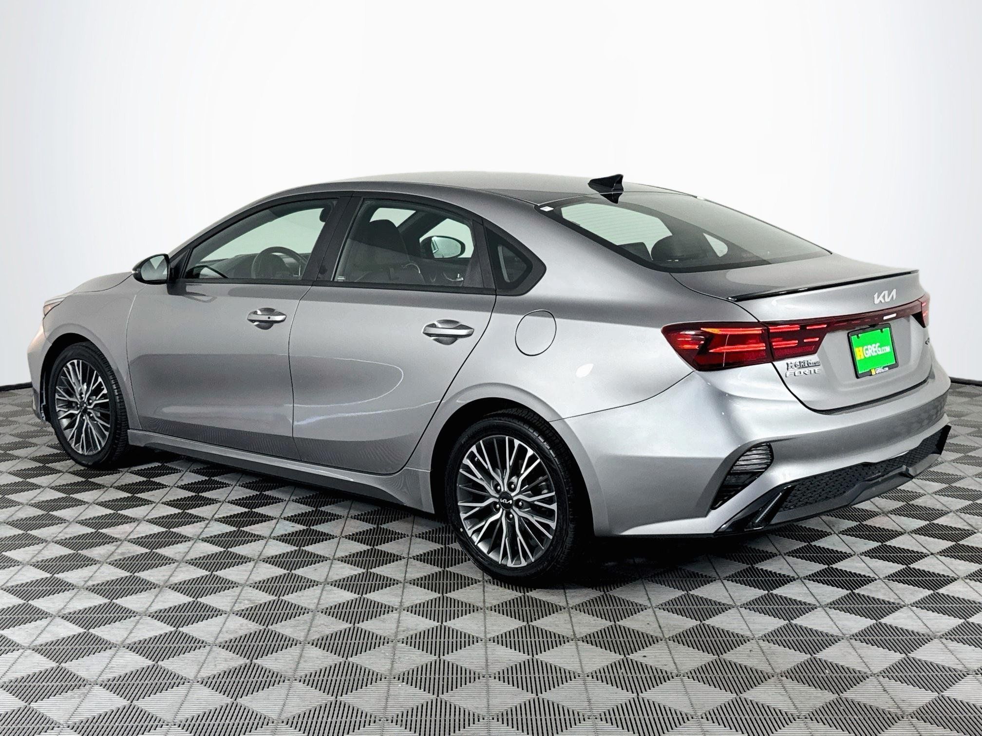 Used 2023 Kia Forte GT-Line FWD image 6