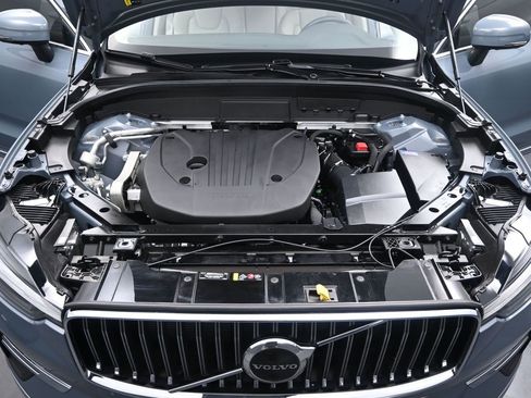 Used 2023 Volvo XC60 B5 Plus w/ Protection Package Premier image 20