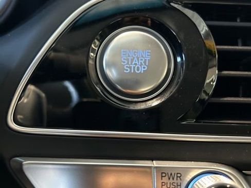 Used 2023 Genesis G70 2.0T AWD/4WD image 71