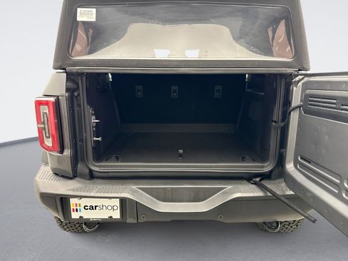 Used 2024 Ford Bronco Badlands image 22
