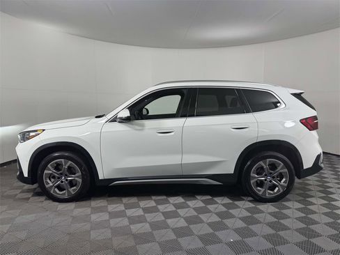 Used 2025 BMW X1 xDrive28i w/ Convenience Package image 11