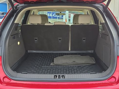 Used 2020 Lincoln Nautilus Premier w/ Equipment Group 101A image 18