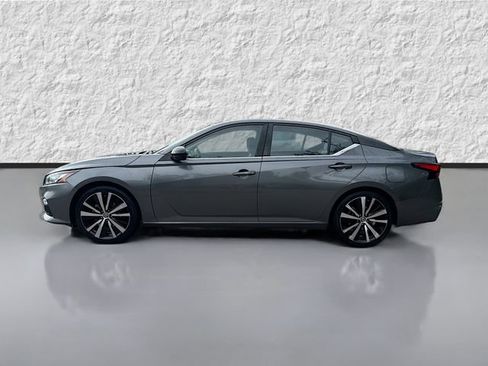 Used 2022 Nissan Altima 2.5 SR FWD image 6