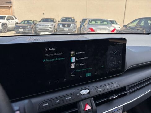 Used 2025 Kia K4 LXS image 21