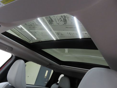 New 2025 Mitsubishi Outlander SE image 20