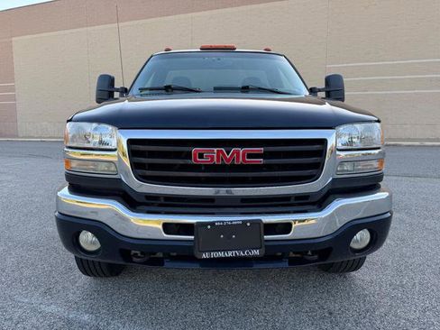 Used 2006 GMC Sierra 2500 SLE w/ Snow Plow Prep Package image 2