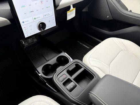 New 2025 Ford Mustang Mach-E Premium image 21