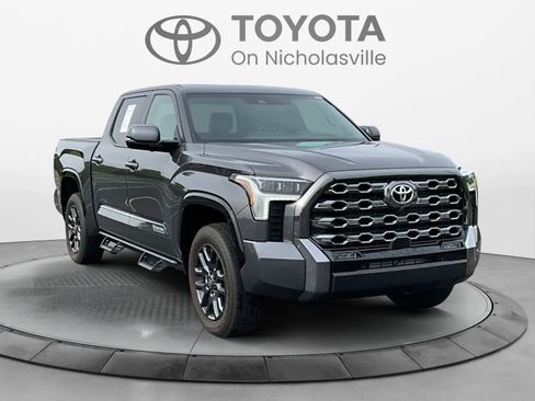 Used 2025 Toyota Tundra Platinum AWD/4WD image 8