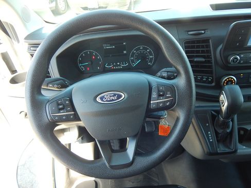 Used 2025 Ford Transit 250 Low Roof RWD image 24