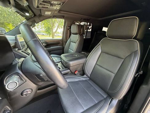 Used 2023 Chevrolet Tahoe Premier w/ Advanced Technology Package AWD/4WD image 26