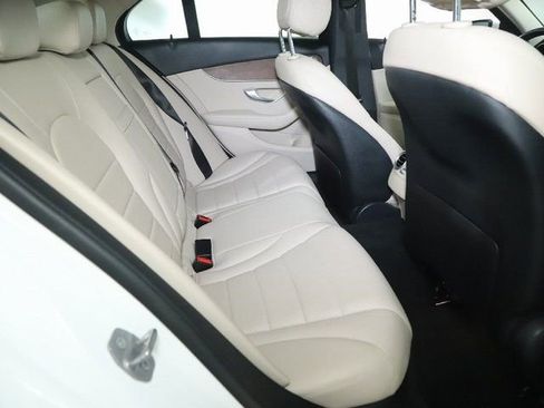 Used 2021 Mercedes-Benz C 300 4MATIC Sedan image 32
