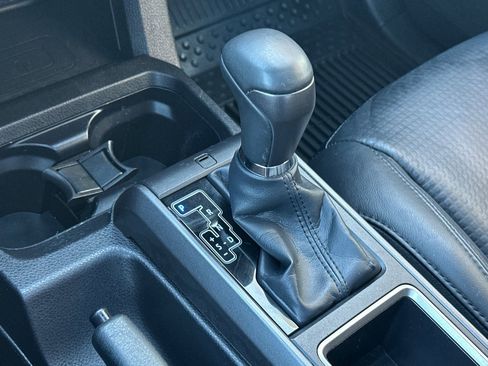 Certified 2022 Toyota Tacoma TRD Off-Road w/ TRD Premium Off Road Package image 20