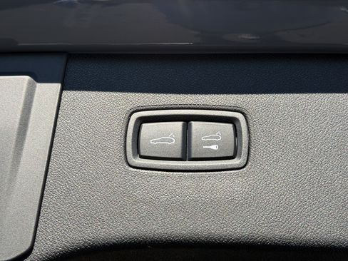 Certified 2026 Porsche Cayenne AWD/4WD image 14