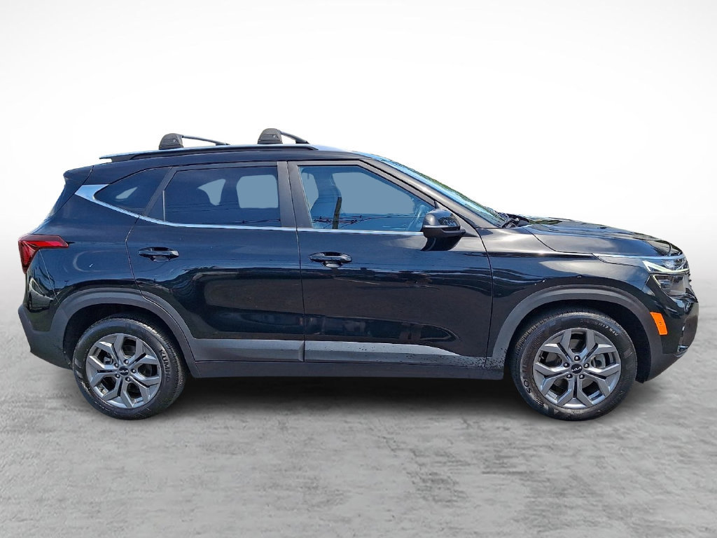 Used 2024 Kia Seltos S AWD/4WD image 7