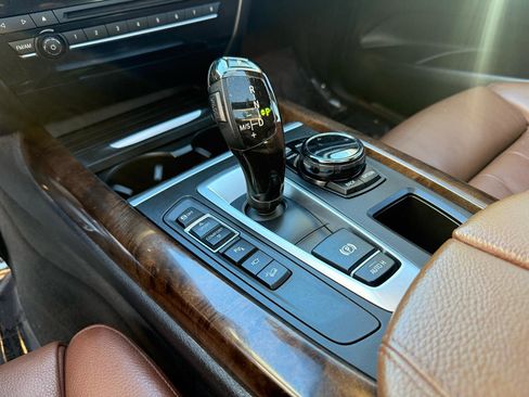 Used 2015 BMW X5 xDrive50i AWD/4WD image 35