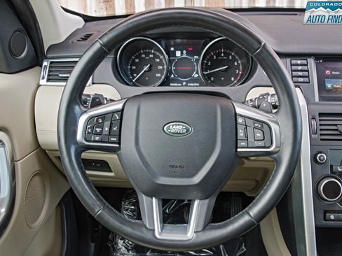 Used 2019 Land Rover Discovery Sport HSE AWD/4WD image 14