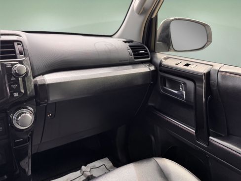 Used 2019 Toyota 4Runner TRD Pro AWD/4WD image 16