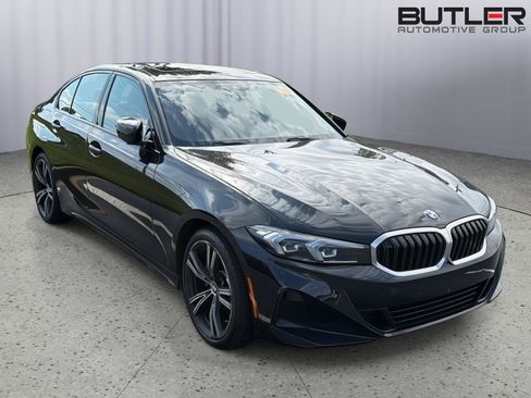 Used 2023 BMW 330i xDrive Sedan w/ Premium Package AWD/4WD image 4