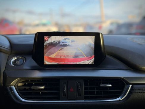 Used 2017 MAZDA MAZDA6 Touring w/ Touring Premium Package image 14