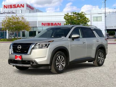 New 2025 Nissan Pathfinder SL
