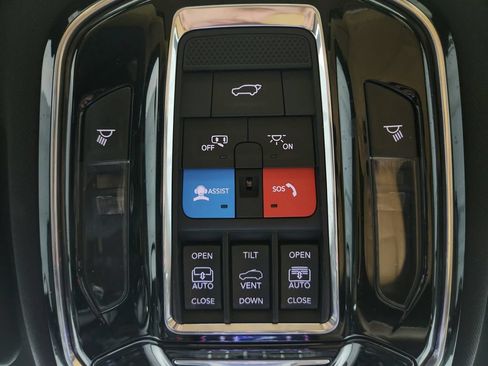 Used 2023 Jeep Grand Cherokee Summit AWD/4WD image 21