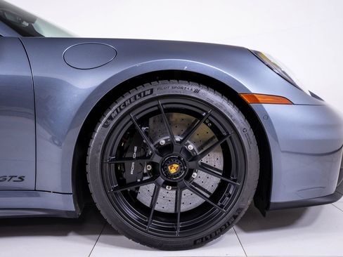 Used 2026 Porsche 911 Carrera GTS RWD image 17