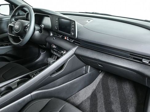 New 2026 Hyundai Elantra SEL Sport image 33