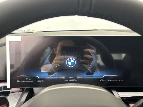 New 2027 BMW 530i xDrive w/ M Sport Package AWD/4WD image 28