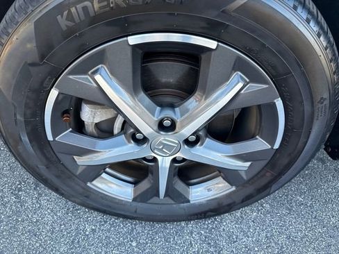 Certified 2023 Honda HR-V EX-L image 40