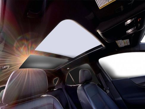 Used 2022 Chevrolet Equinox RS w/ Infotainment Package image 30