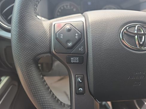 Used 2022 Toyota Tacoma TRD Off-Road w/ Technology Package RWD image 21