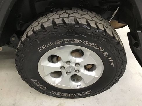 Used 2019 Jeep Wrangler Unlimited Sport S image 9