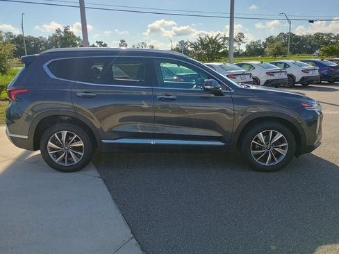 Used 2020 Hyundai Santa Fe SEL w/ Convenience + Premium Package FWD image 4