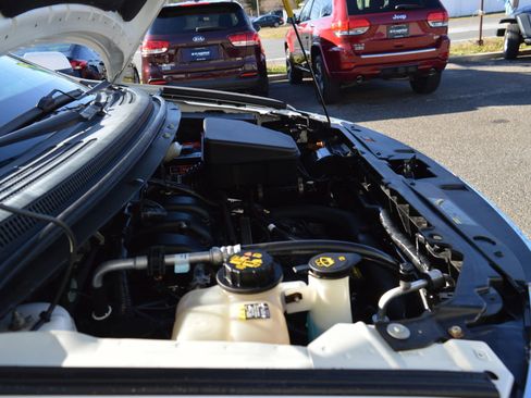 Used 2013 Ford Edge SEL image 41