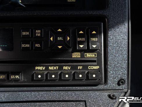 Used 1991 Chevrolet Camaro Z28 RWD image 74