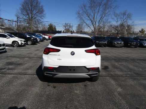 Used 2021 Buick Encore GX Preferred w/ Cold Weather Comfort Package image 6