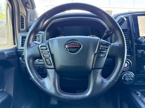 Used 2021 Nissan Titan PRO-4X w/ Pro-4x Convenience Package AWD/4WD image 22