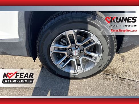 Used 2025 GMC Terrain Elevation image 18