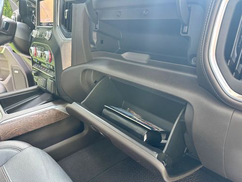 Used 2020 GMC Sierra 2500 Denali w/ Denali Ultimate Package AWD/4WD image 32