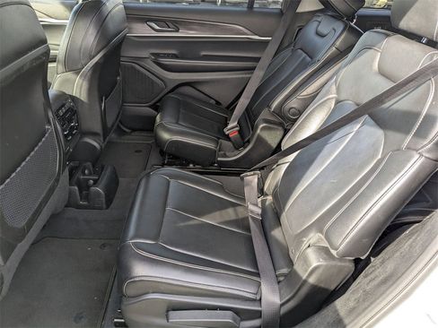 Used 2023 Jeep Grand Cherokee L Limited w/ Trailer Tow Group (B) image 30